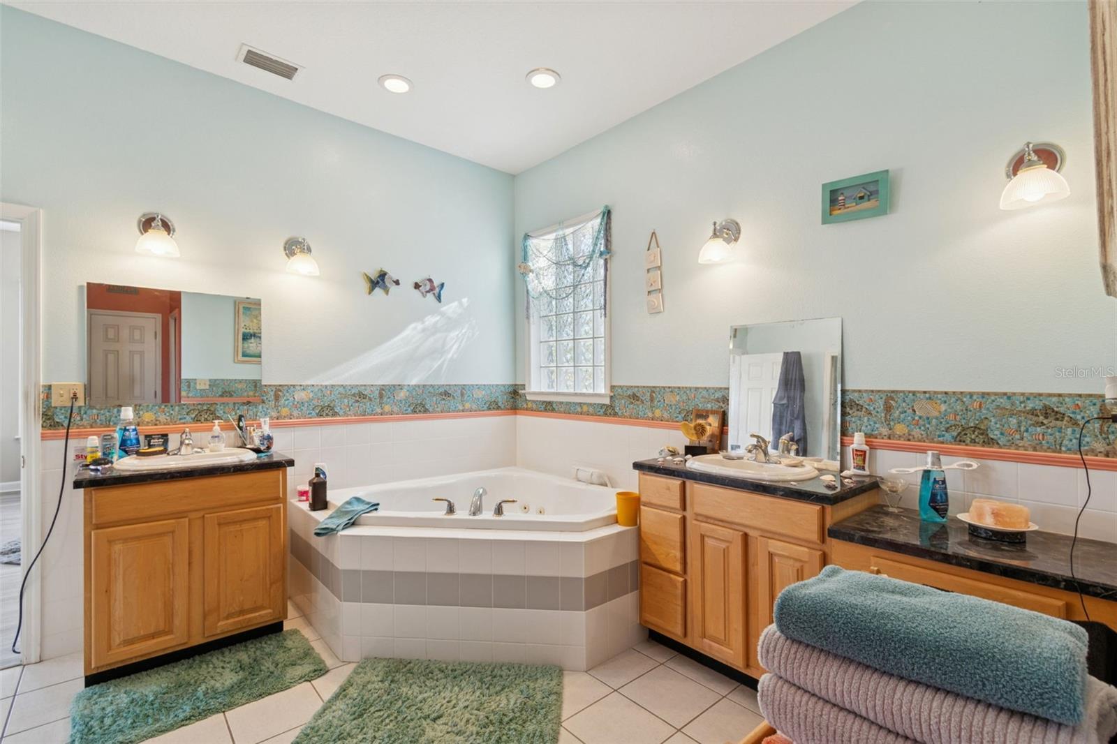 GROVE LAKE ESTATES - Residential