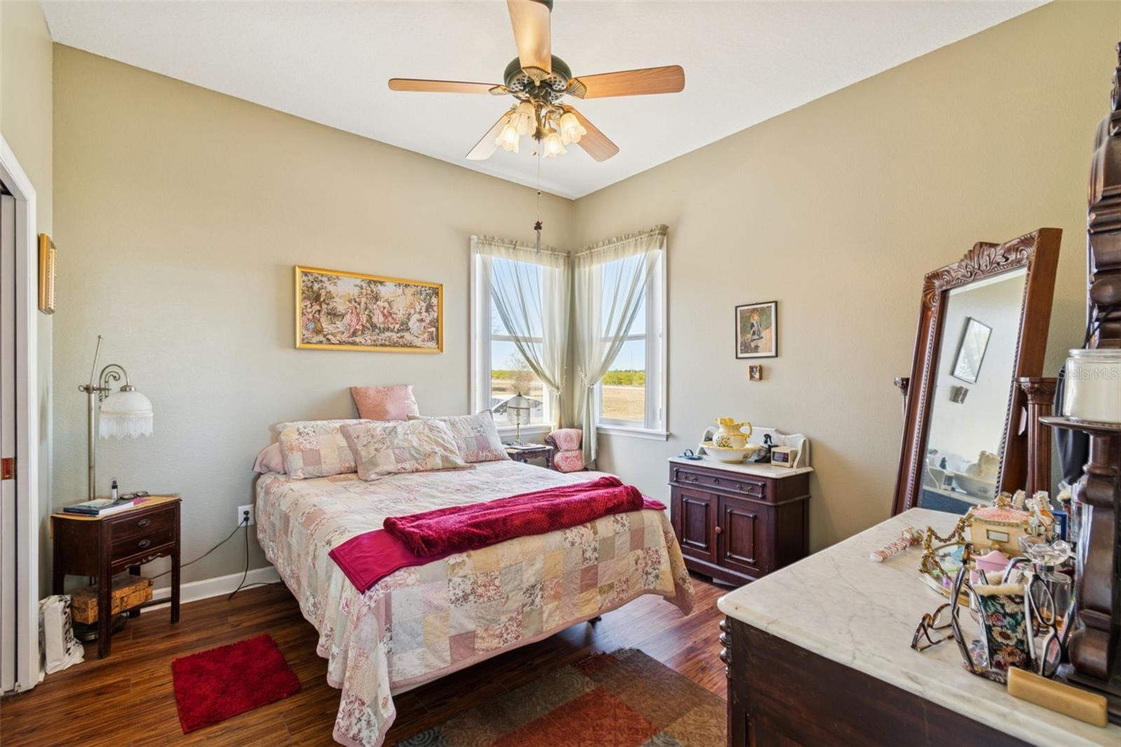 GROVE LAKE ESTATES - Residential