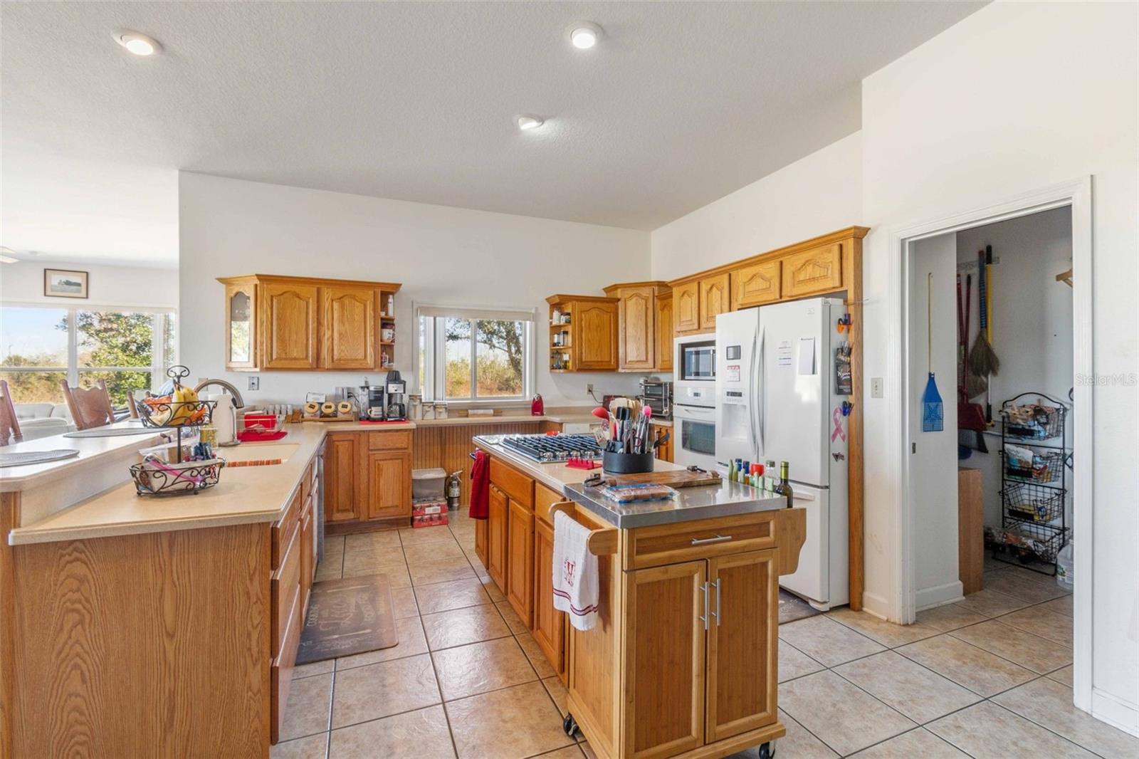 GROVE LAKE ESTATES - Residential