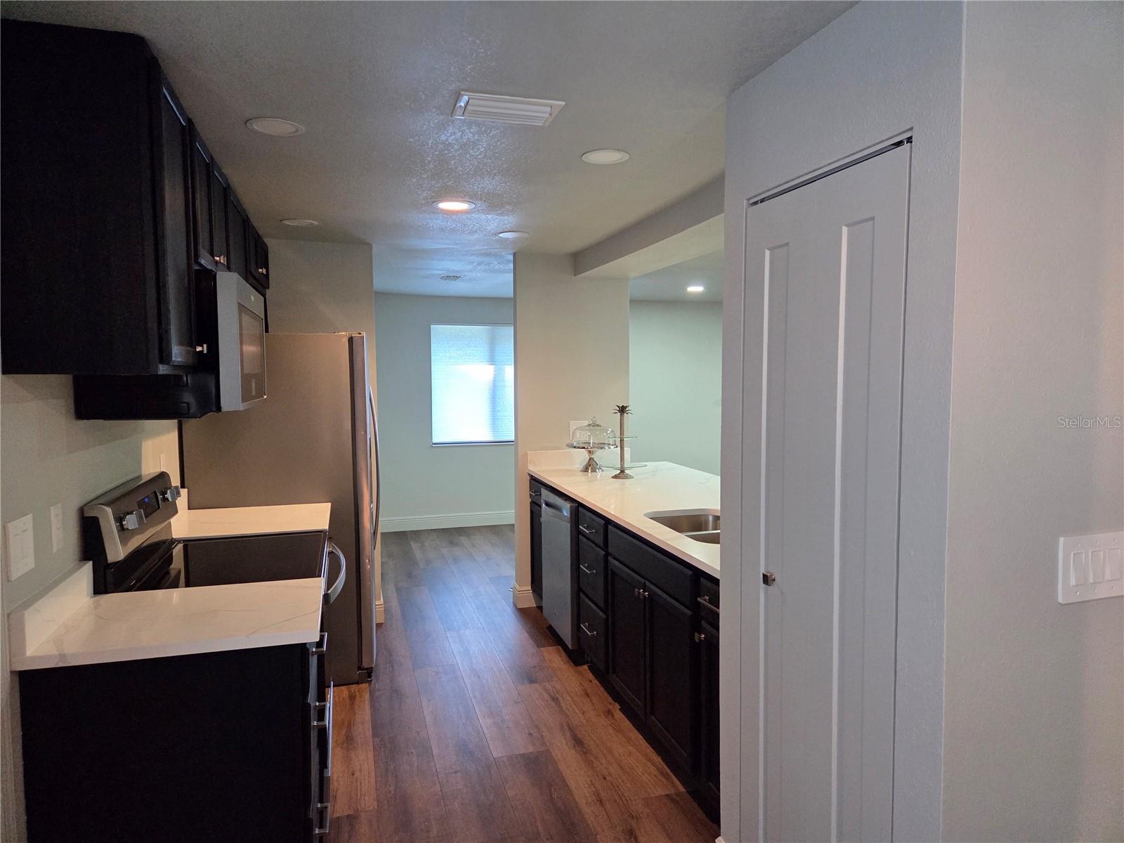 SHOREVIEW - Residential