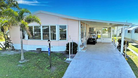 A home in PUNTA GORDA