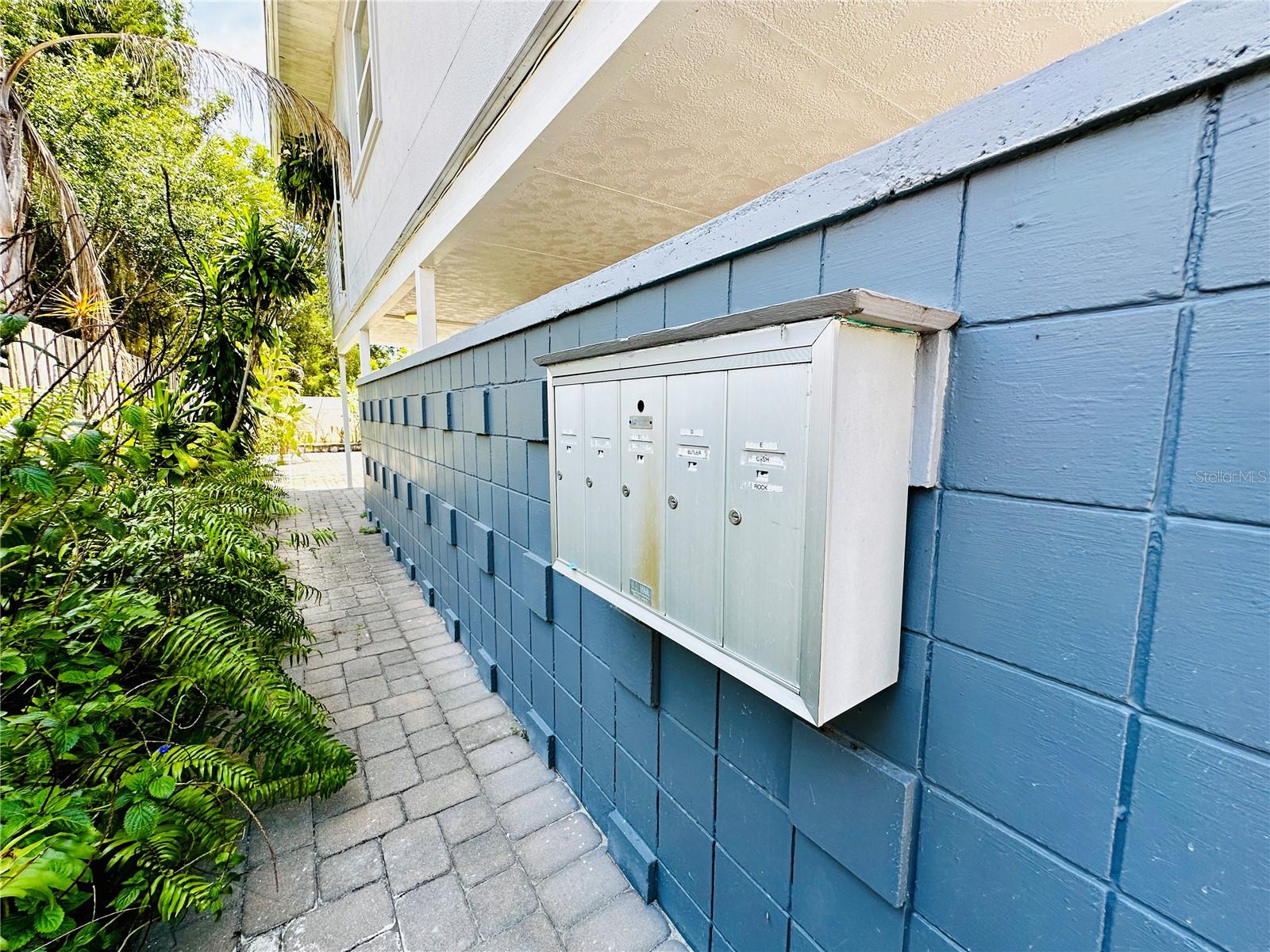 VALENCIA TERRACE REV - Residential Income