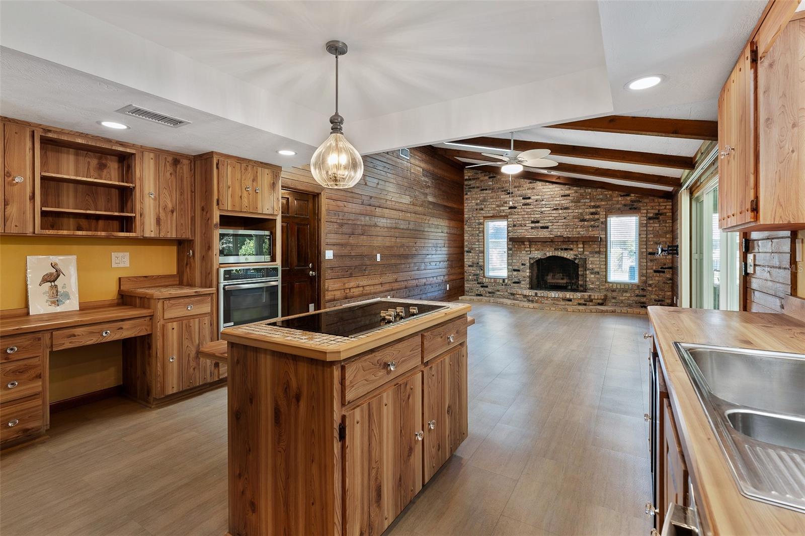 PELICAN BAY PH 01 UNIT 03 - Residential