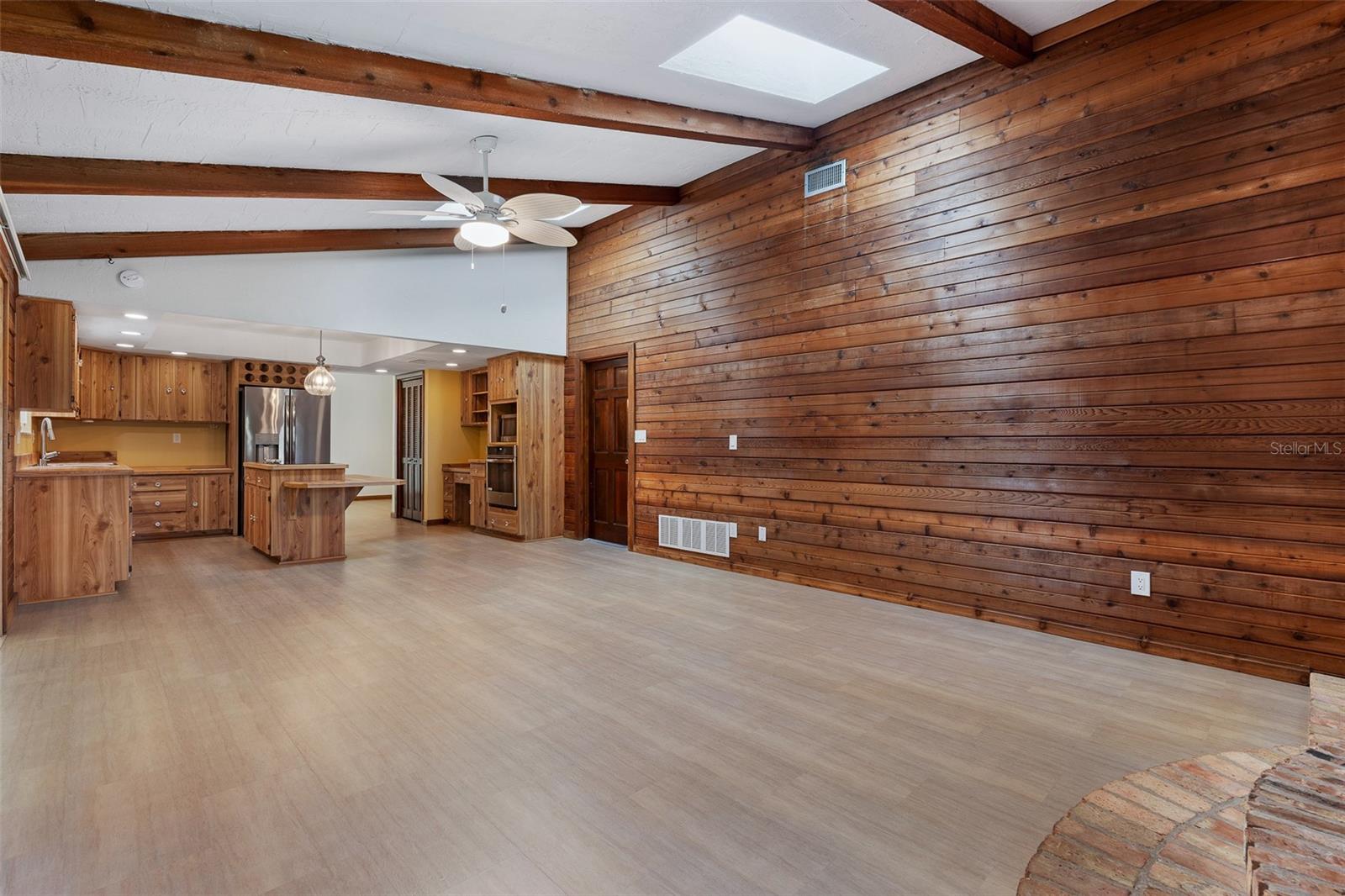 PELICAN BAY PH 01 UNIT 03 - Residential