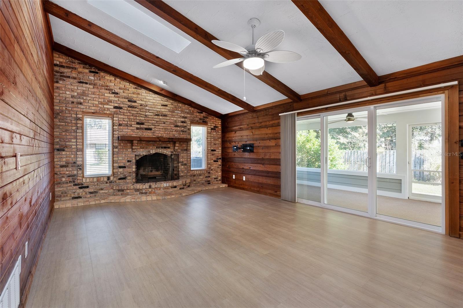 PELICAN BAY PH 01 UNIT 03 - Residential