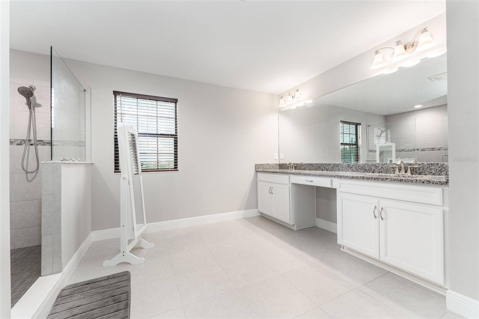 B & D HAWKSTONE PH 2 - Residential