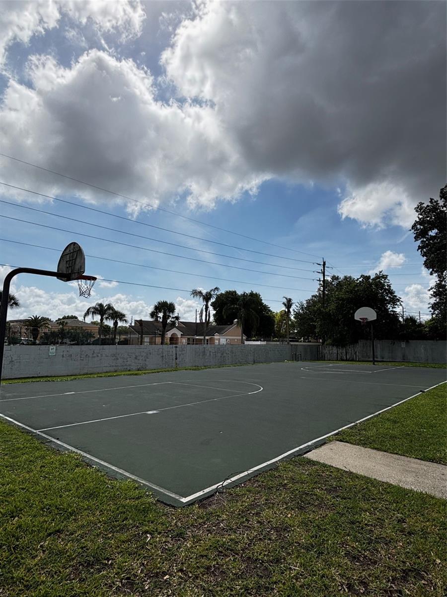 COLUMBIA ARMS CONDOMINIUMS - Residential