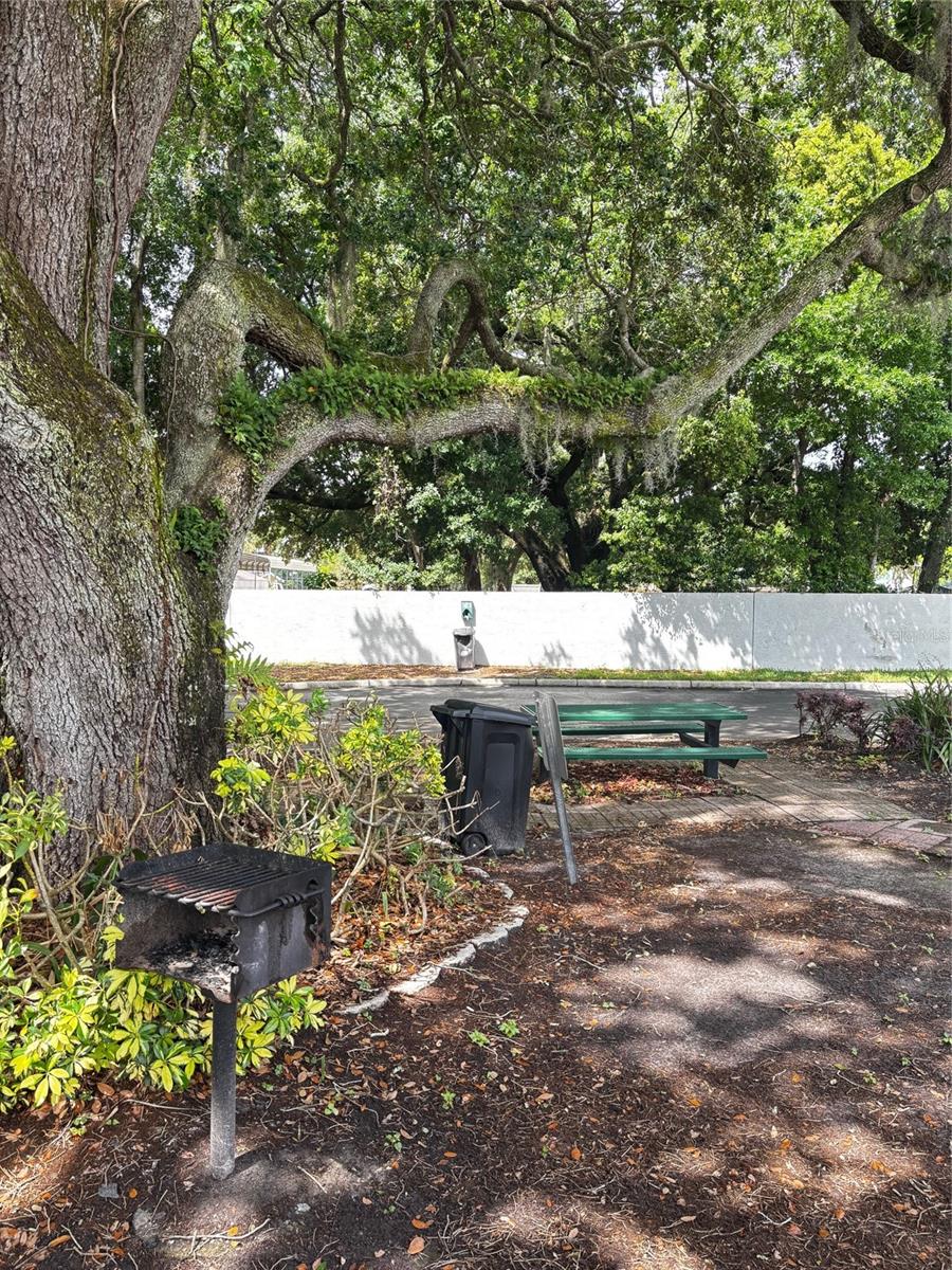 COLUMBIA ARMS CONDOMINIUMS - Residential