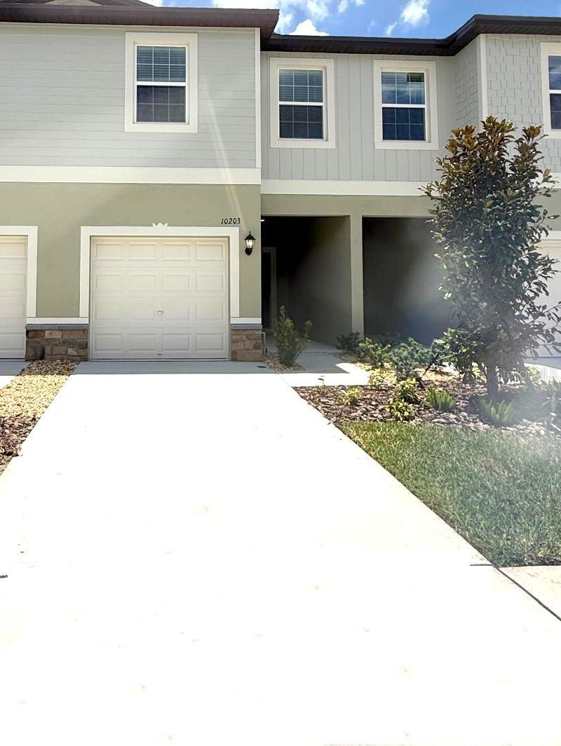 Discover this brand new, two-story townhome in the heart of the vibrant Mirada community in San Antonio, FL. This 3-bedroom, 2.5-bathroom residence with a one-car garage offers a fresh, modern design perfect for comfortable living and entertaining. Inside, enjoy a spacious open-concept main floor featuring a stylish living room, dining area, and kitchen with a sleek half bath and ceramic tile flooring. Upstairs, you'll find all three bedrooms conveniently located on the second floor, including the laundry area with washer and dryer included—a major convenience that comes with this home. As a resident of Mirada, you'll receive full, year-round access to the 15-acre man-made crystal lagoon, offering a true beach-style experience right in your community. Enjoy swimming, kayaking, paddleboarding, and lounging by the water just steps from your front door. Community Amenities Include: Resort-style pool Multiple dog parks Tennis and pickleball courts Golf cart paths Walking and biking trails Playgrounds, bocce ball courts, and more ULTRAFi high-speed internet included in rent for top-tier connectivity -> Pet Policy: Dogs and cats allowed. Limit 2 pets, 25 lbs max. -> Rental Requirement: Minimum 600+ credit score required to apply. This move-in-ready townhome offers low-maintenance living with exceptional amenities in one of the most exciting new communities in Florida. Don’t miss your chance—schedule your tour today!
