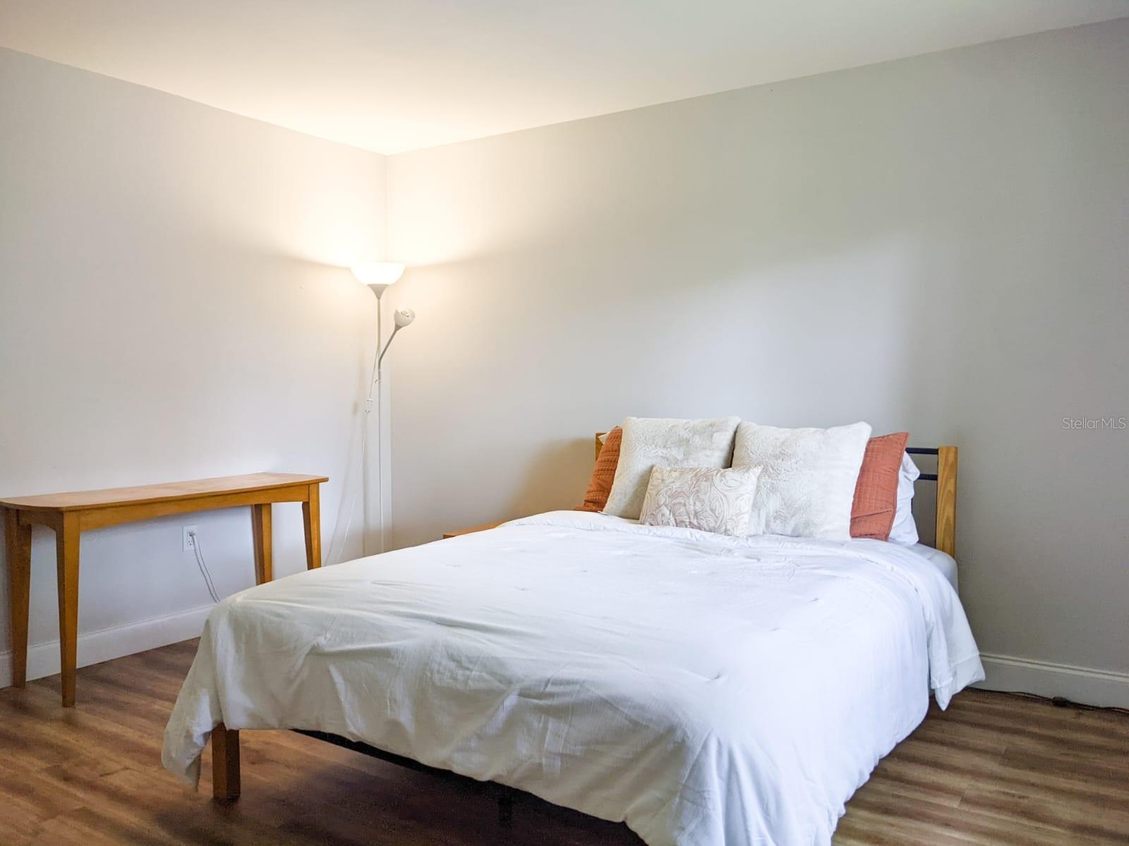 WOODSIDE VILLAGE CONDO - Residential