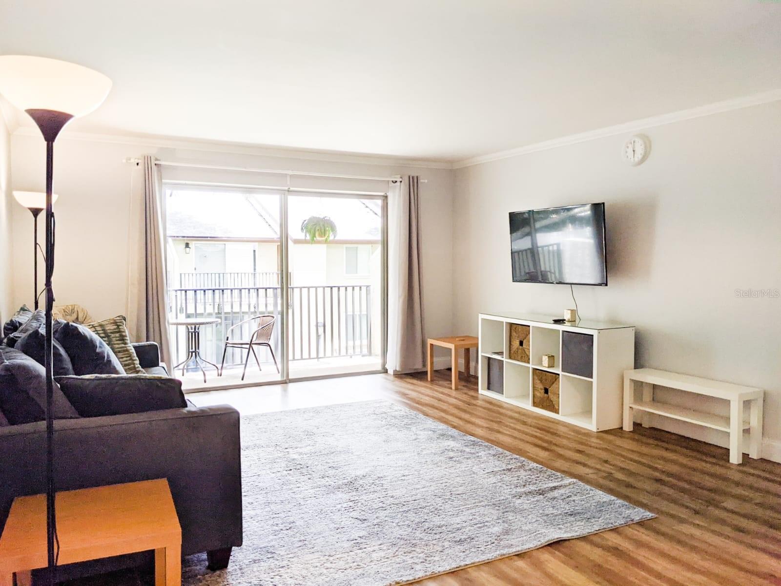 WOODSIDE VILLAGE CONDO - Residential