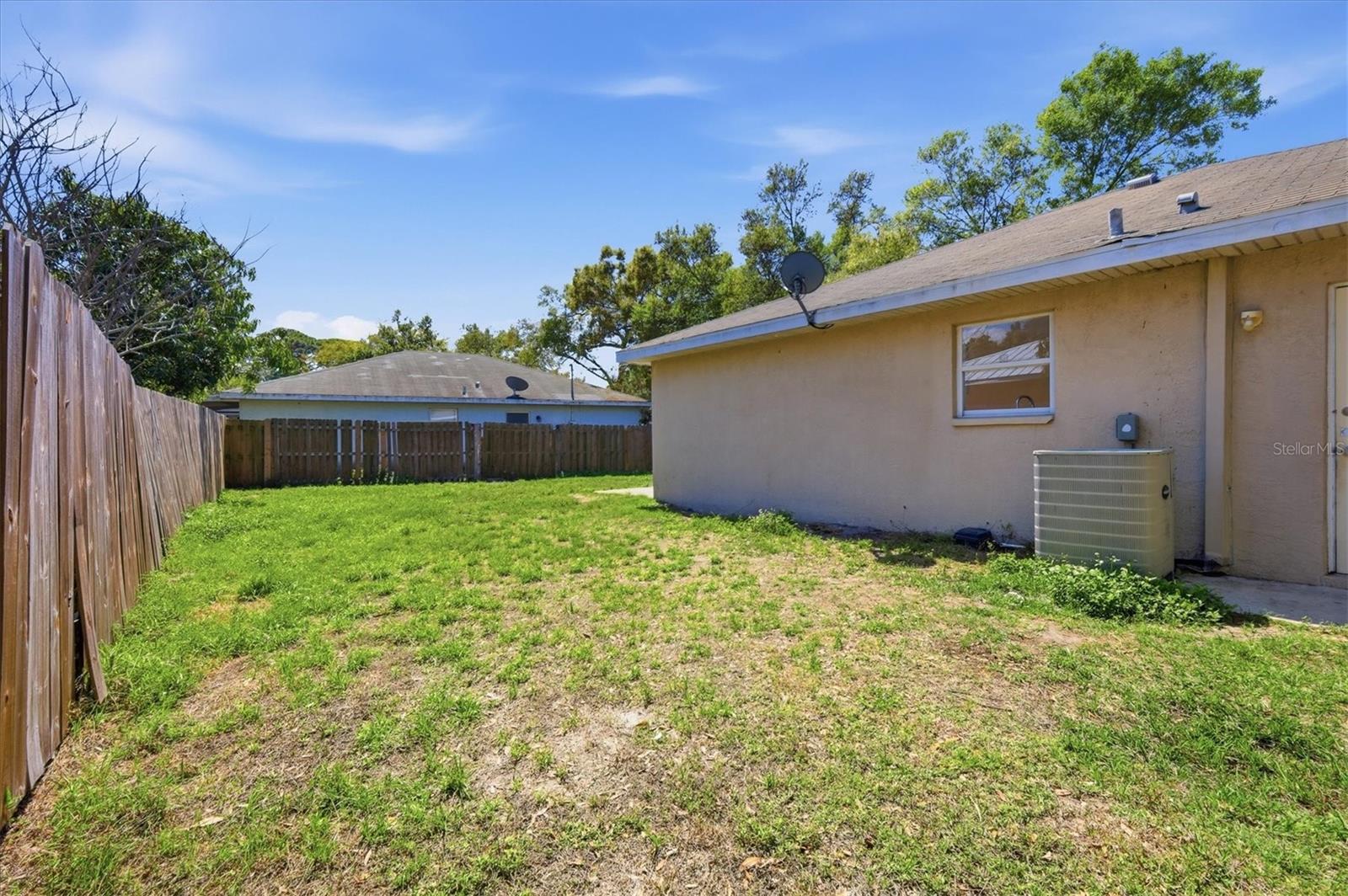 NORTH RIVERSIDE PARK - Residential