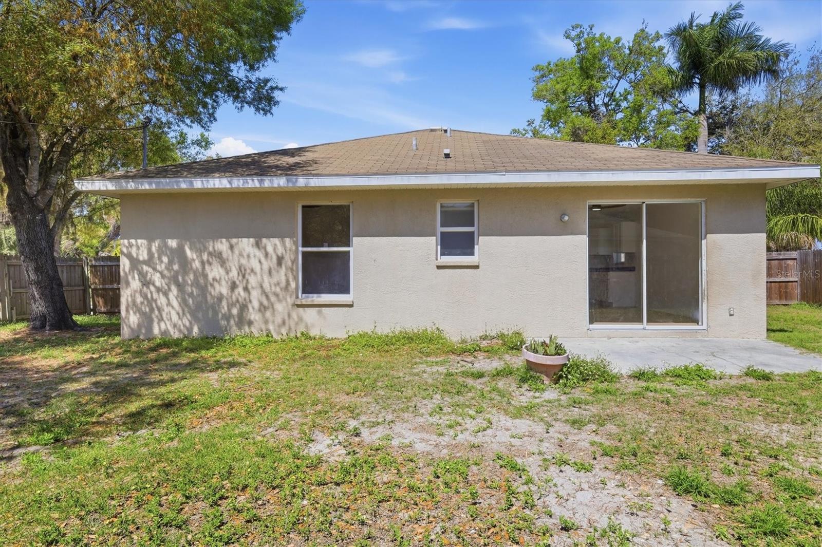 NORTH RIVERSIDE PARK - Residential