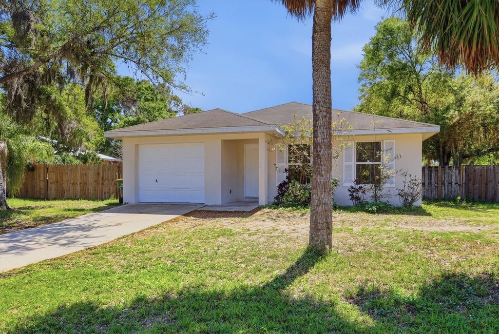 Photo of 1400 Myrtle Street, Sarasota, FL 34234 (MLS # A4685567)