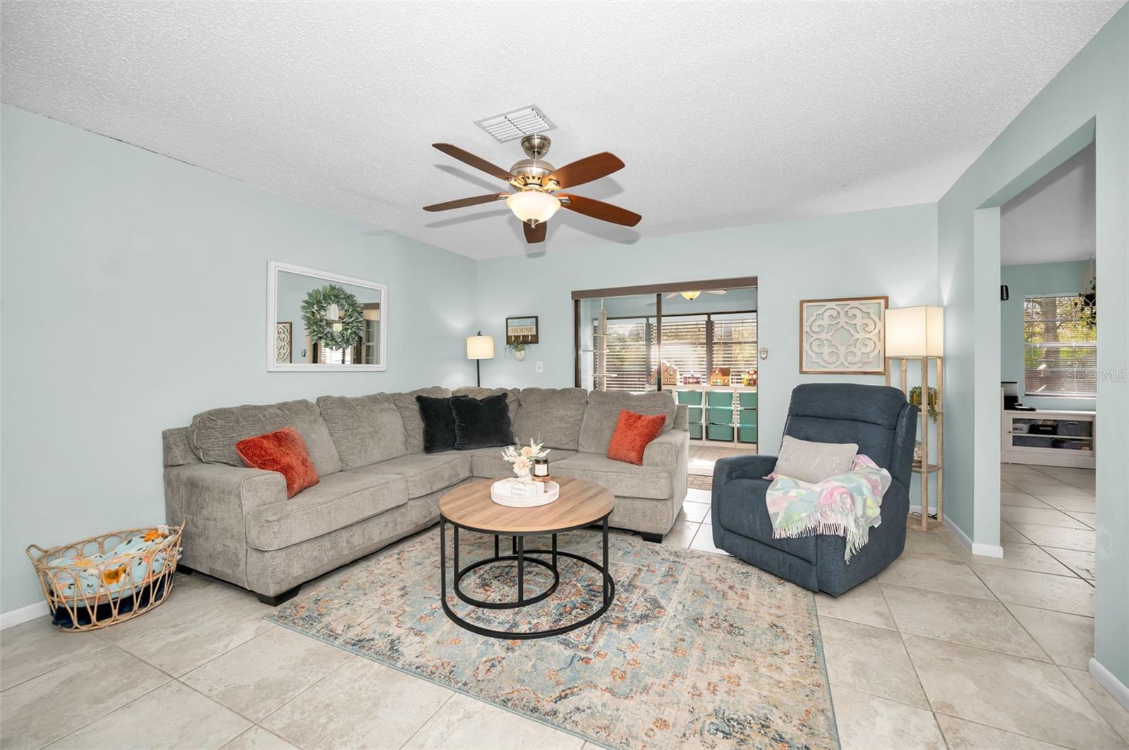 1597 FRANKLIN WAY