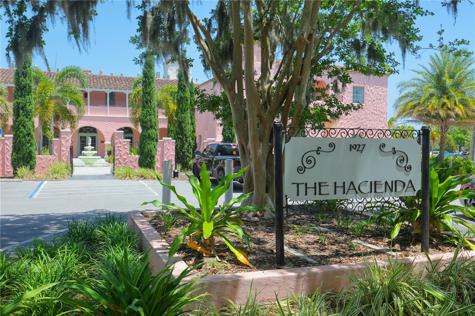 WOODTRAIL CONDO - Residential