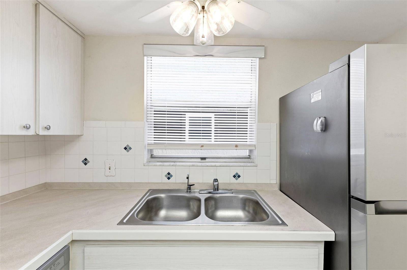 WOODTRAIL CONDO - Residential