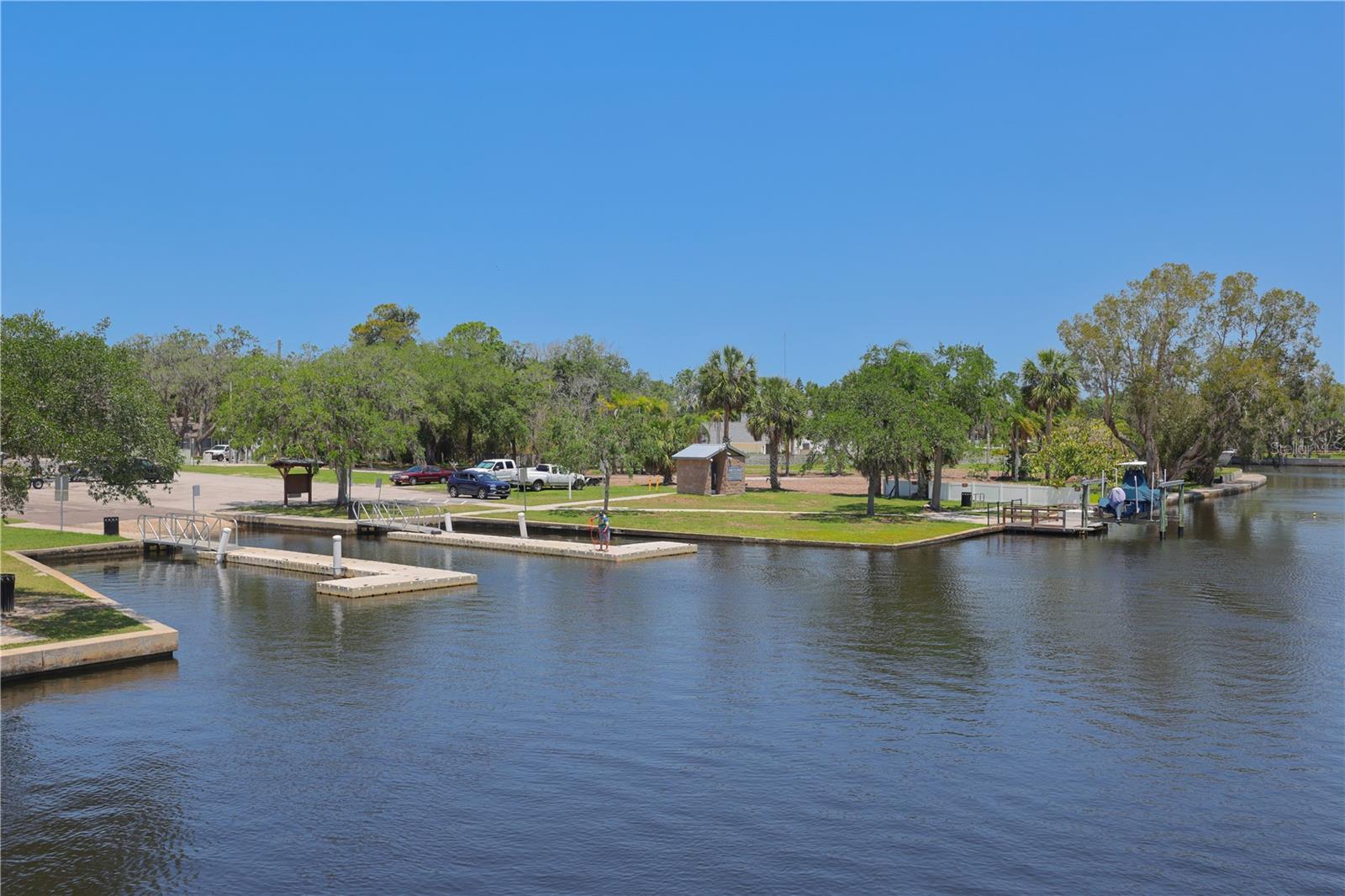 WOODTRAIL CONDO - Residential