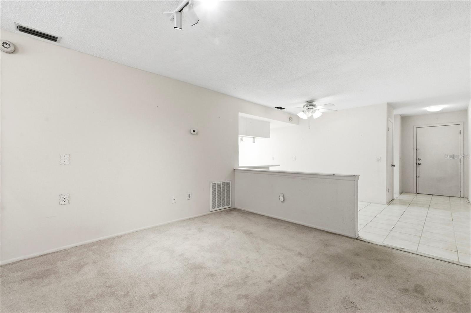 WOODTRAIL CONDO - Residential