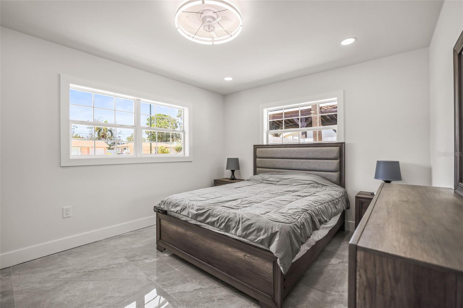 SHORE ACRES OVERLOOK SEC - Residential