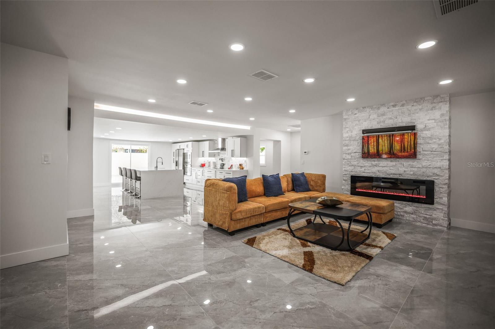 SHORE ACRES OVERLOOK SEC - Residential