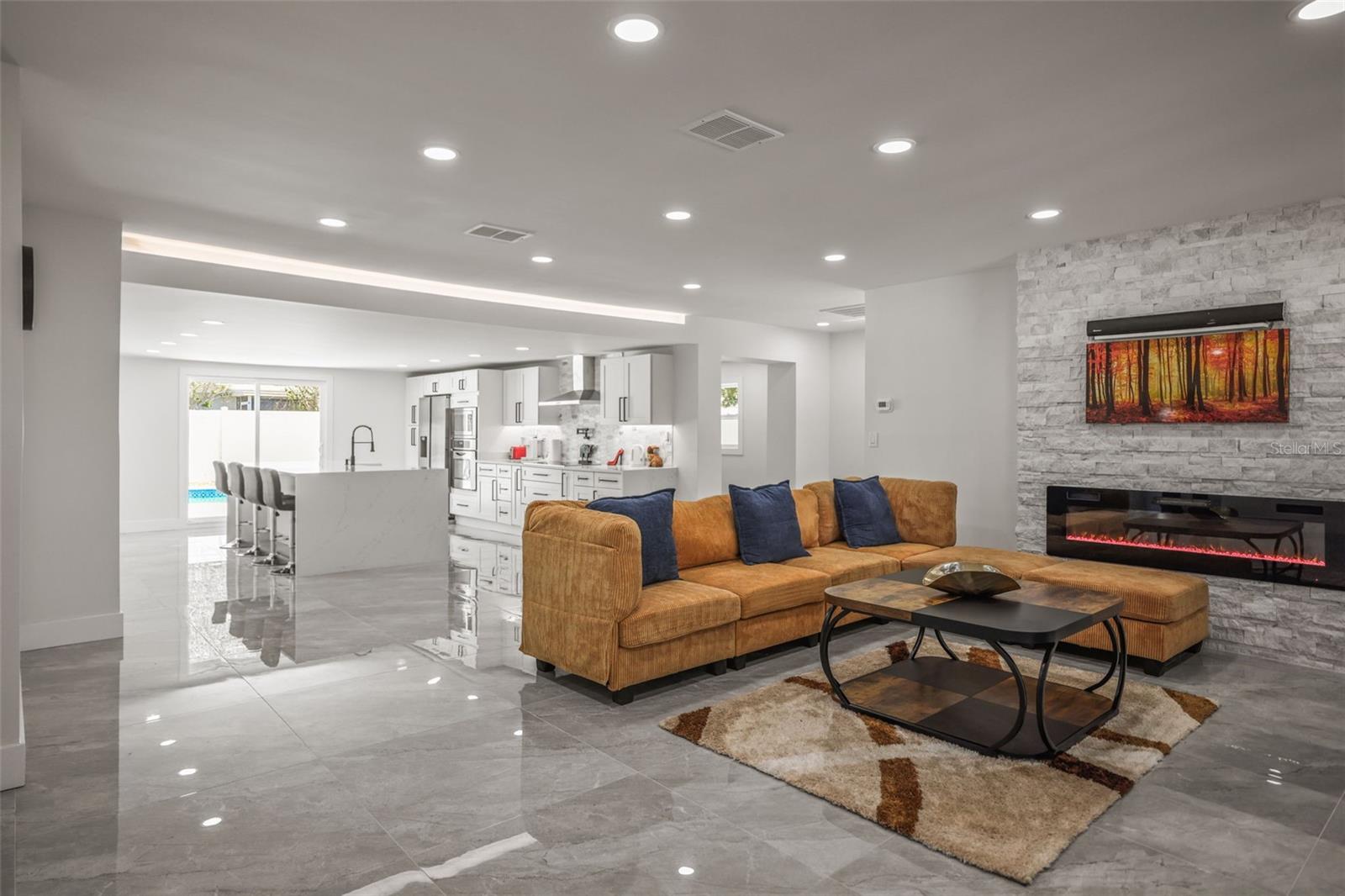 SHORE ACRES OVERLOOK SEC - Residential