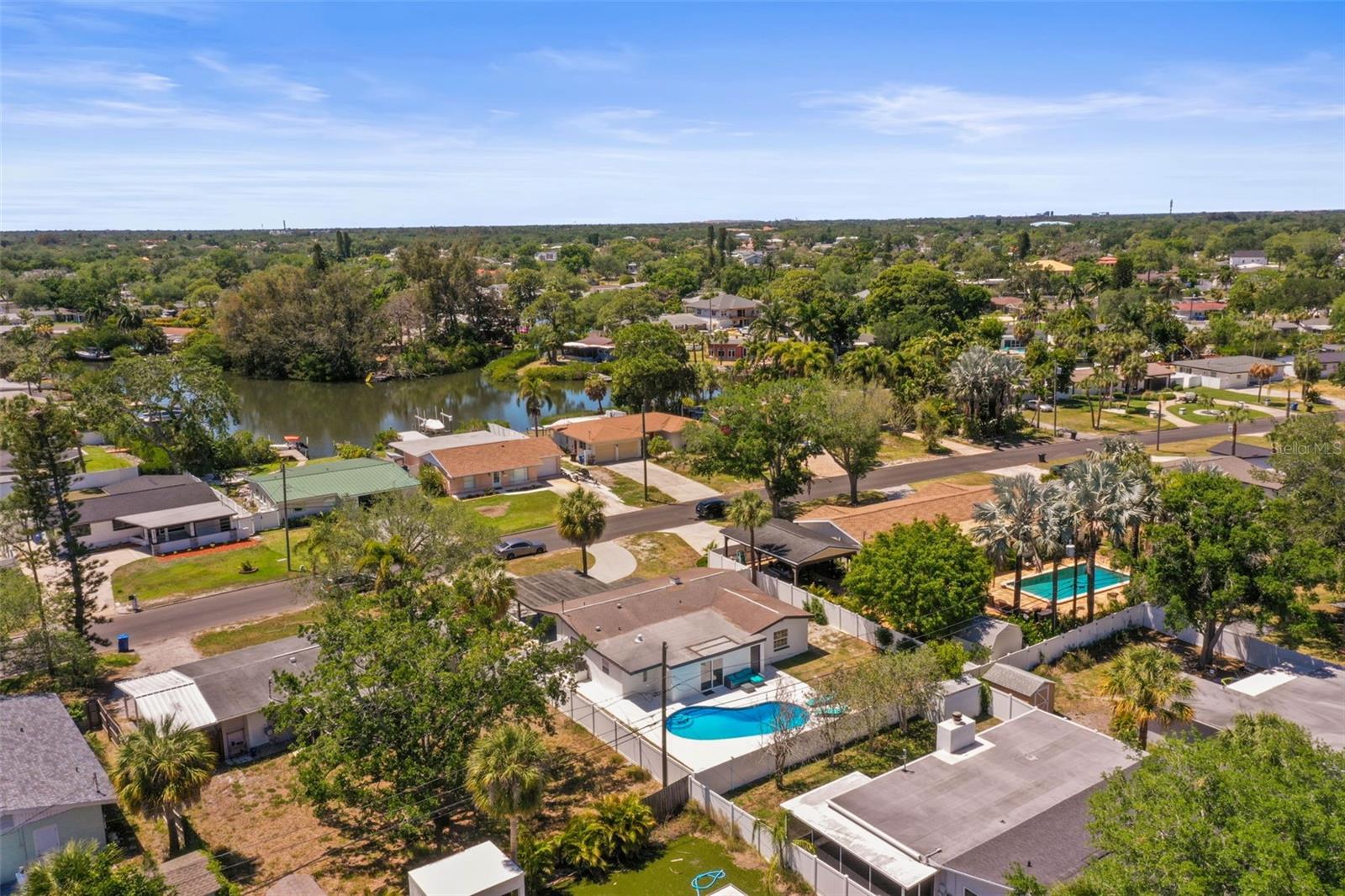 SHORE ACRES OVERLOOK SEC - Residential