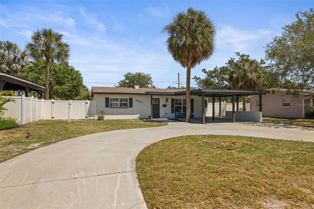 Photo of 4327 Huntington Street NE, St Petersburg, FL 33703 (MLS # TB8503059)