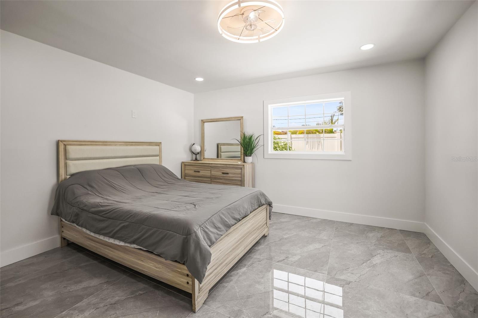 SHORE ACRES OVERLOOK SEC - Residential