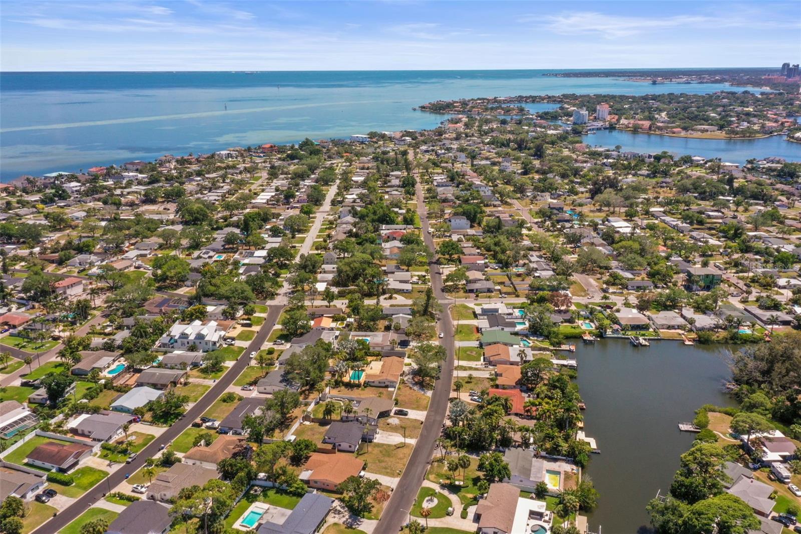 SHORE ACRES OVERLOOK SEC - Residential