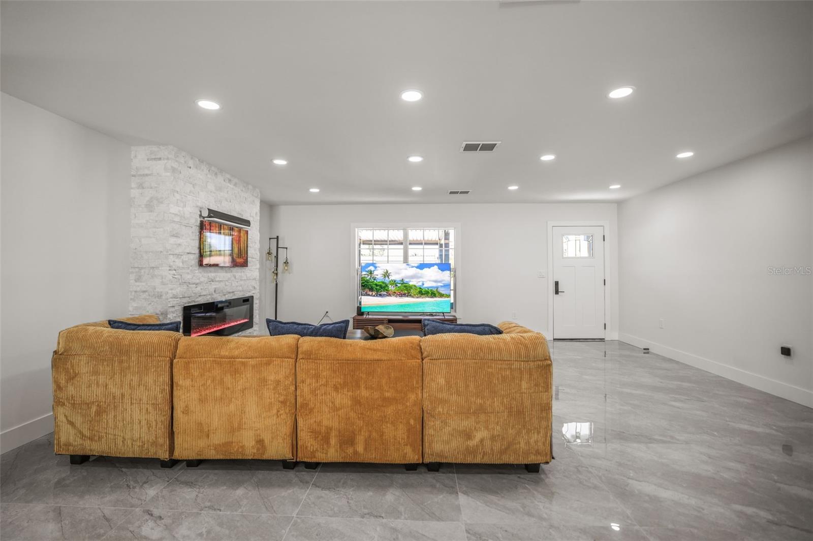 SHORE ACRES OVERLOOK SEC - Residential