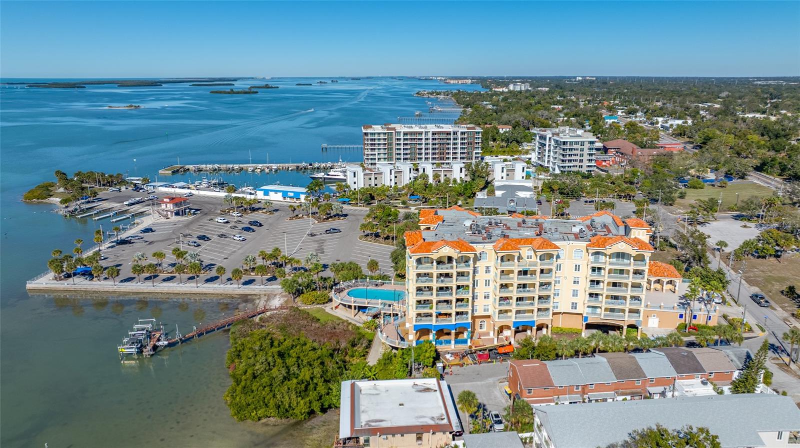 BAYVIEW CONDO CLEARWATER - Residential