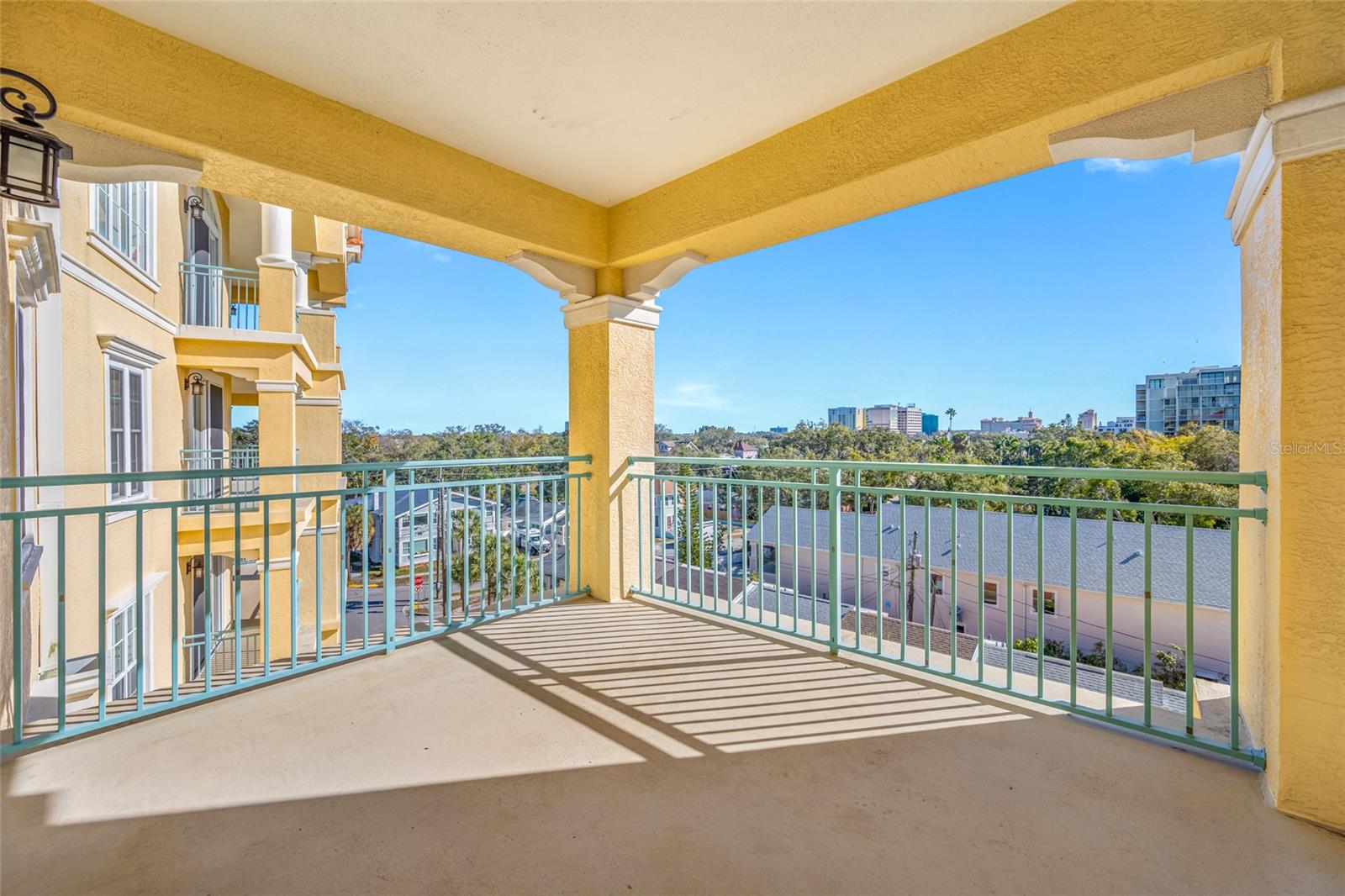 BAYVIEW CONDO CLEARWATER - Residential