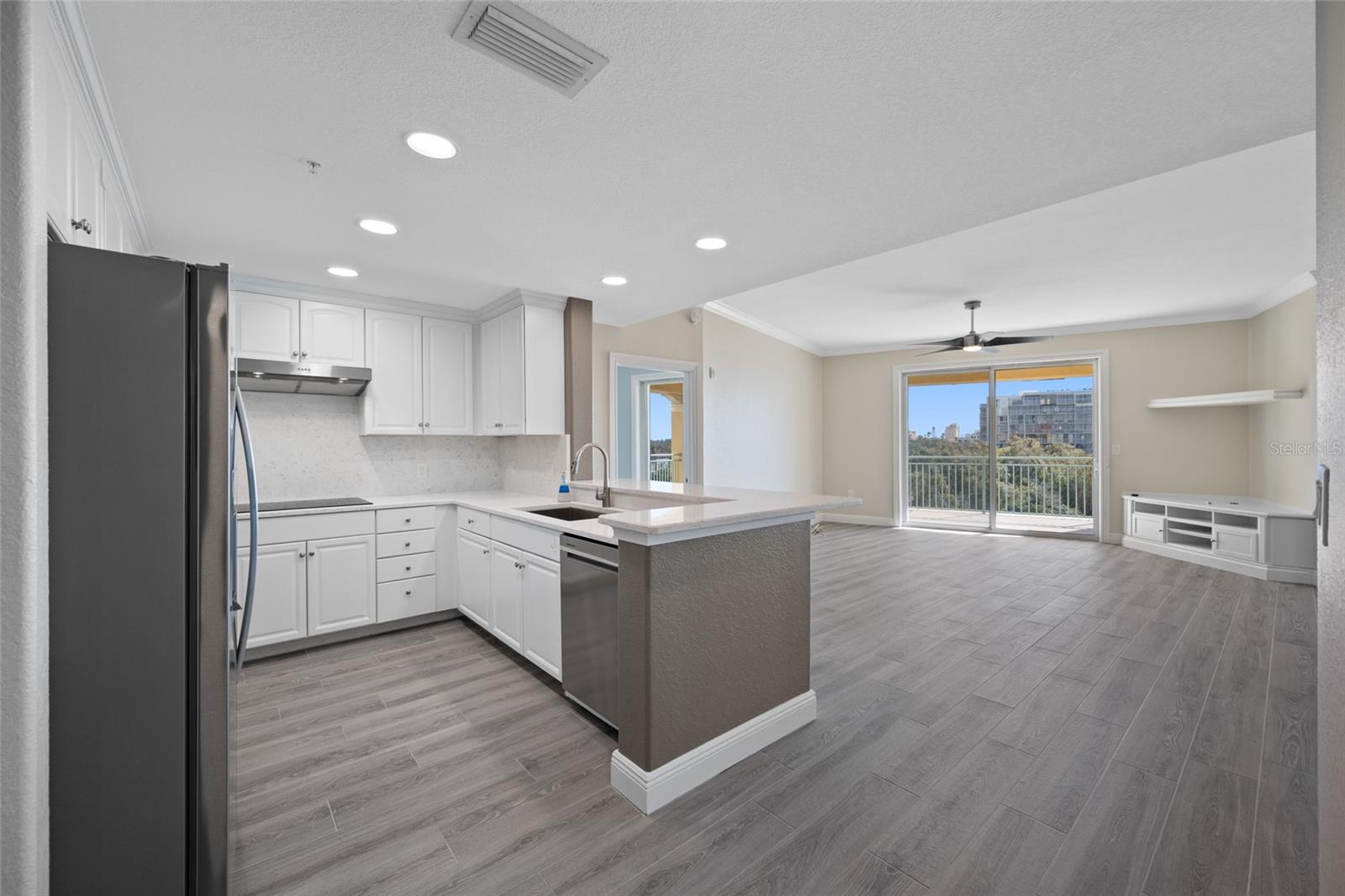 BAYVIEW CONDO CLEARWATER - Residential