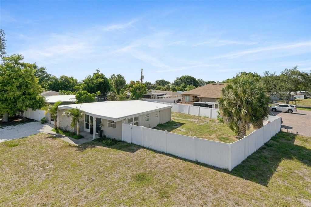 Photo of 2416 Emory Avenue, Bradenton, FL 34207 (MLS # O6420536)