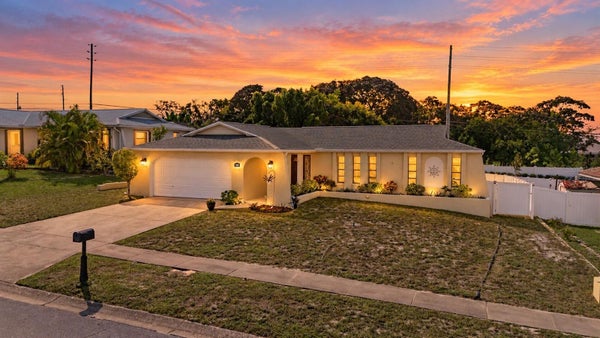 210 LEAFWOOD RD, TARPON SPRINGS, FL 34689 - Image b4f4bbc43e86fbb9dcc129a311f091f9/2946552612