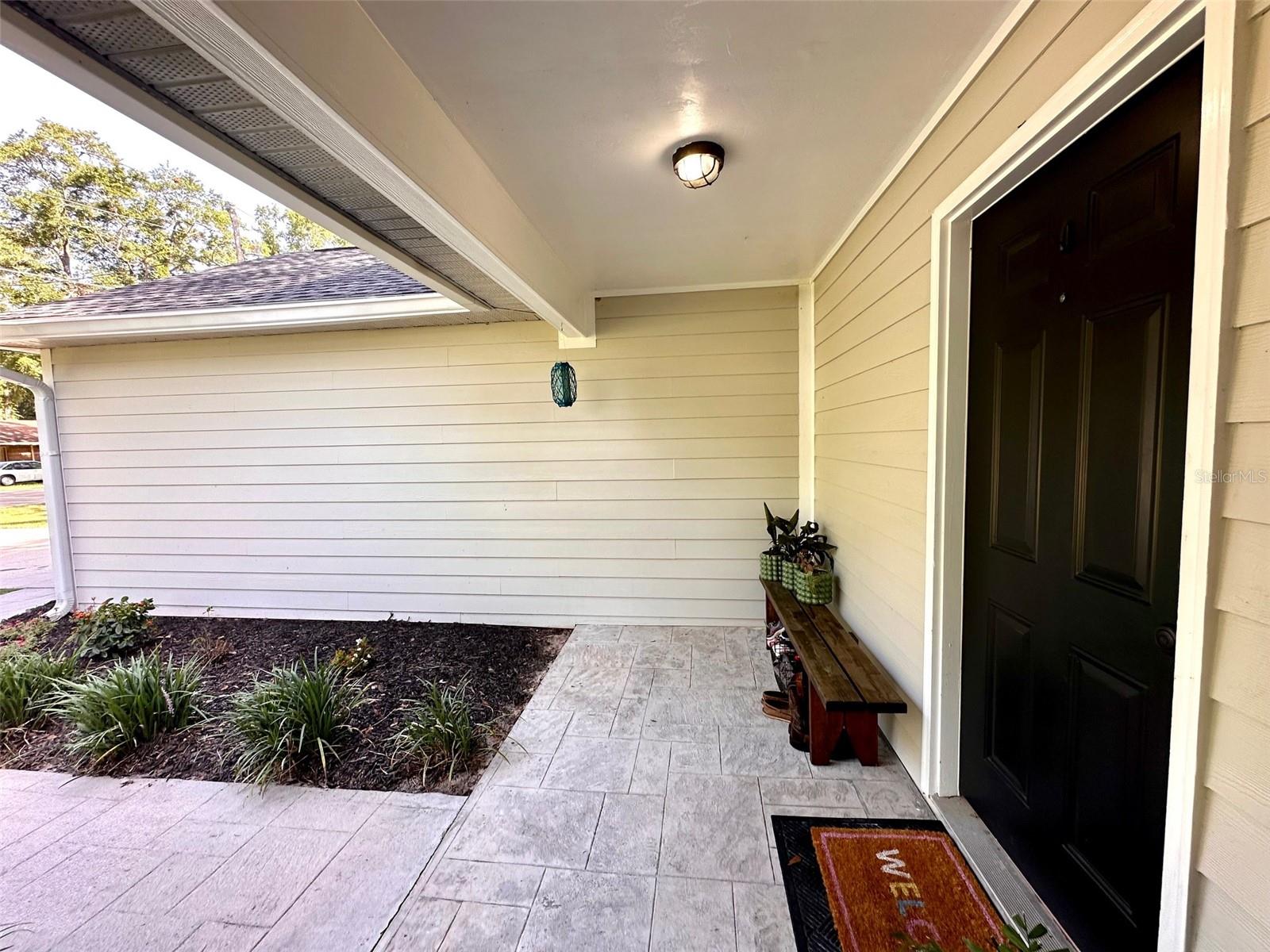 299 SE FOREST TERRACE