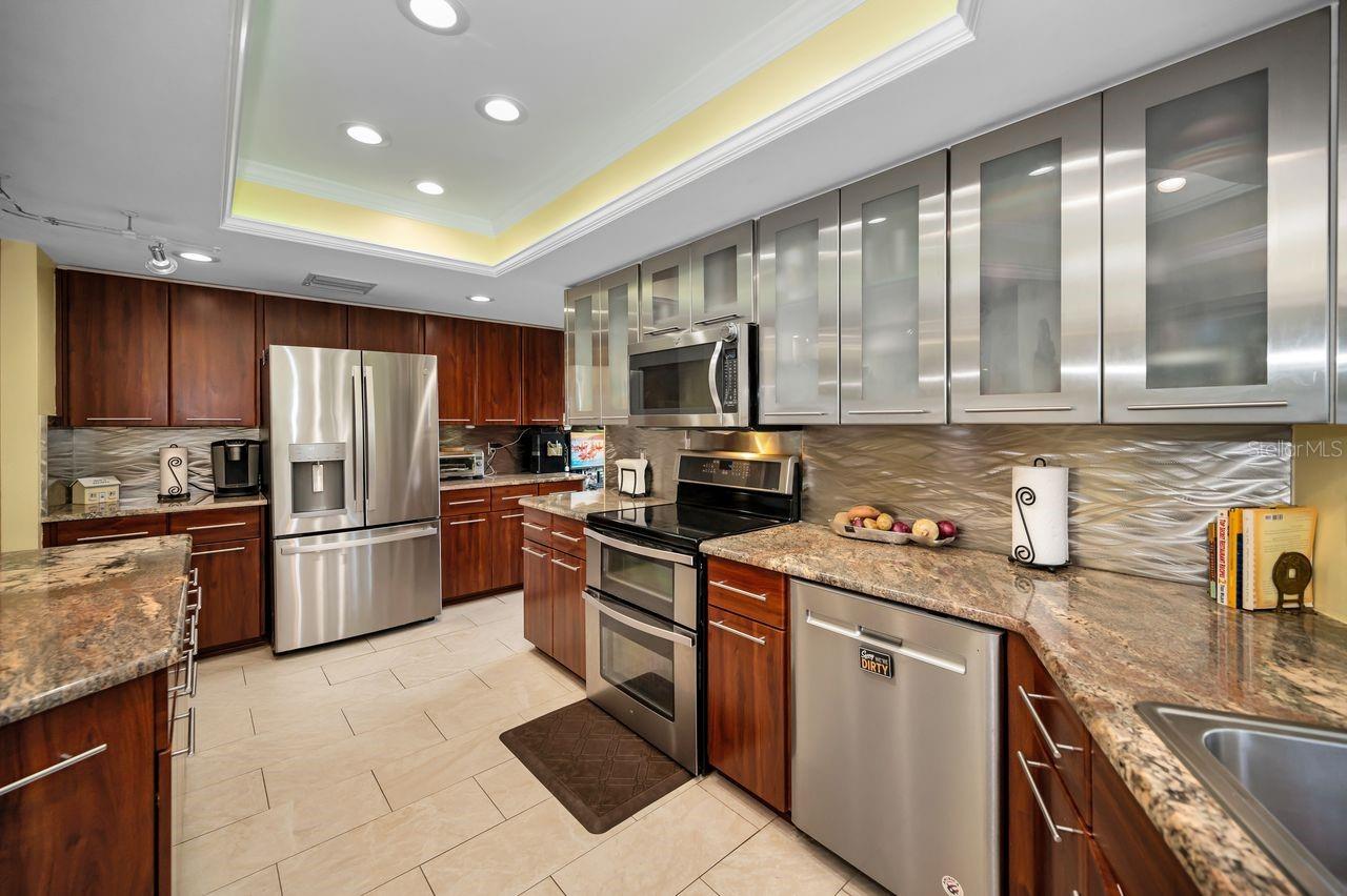 WEATHERSTONE - Residential