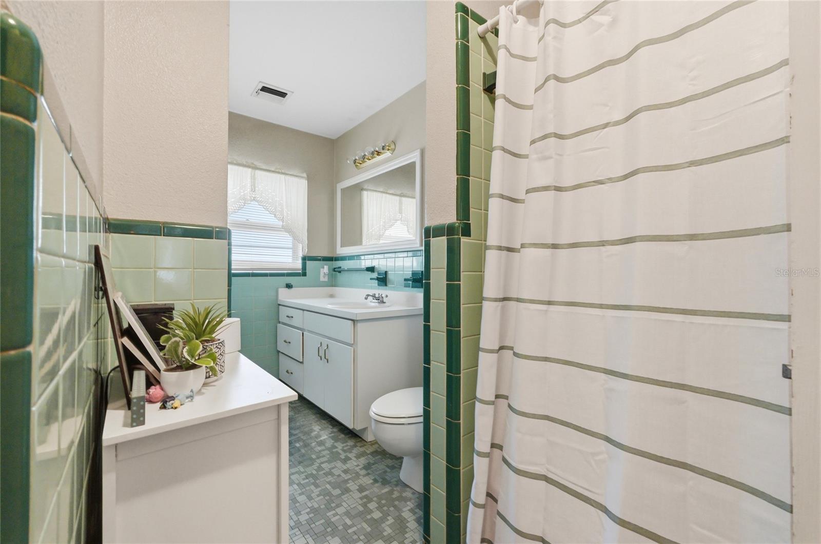 EAST EL OTIS PARK REP - Residential