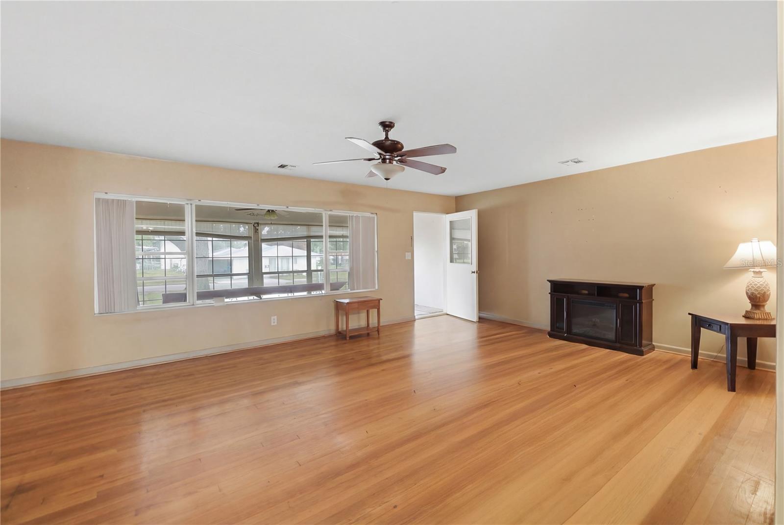 EAST EL OTIS PARK REP - Residential