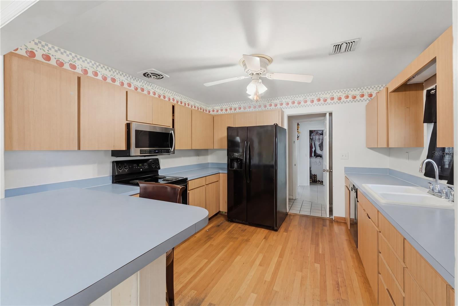 EAST EL OTIS PARK REP - Residential