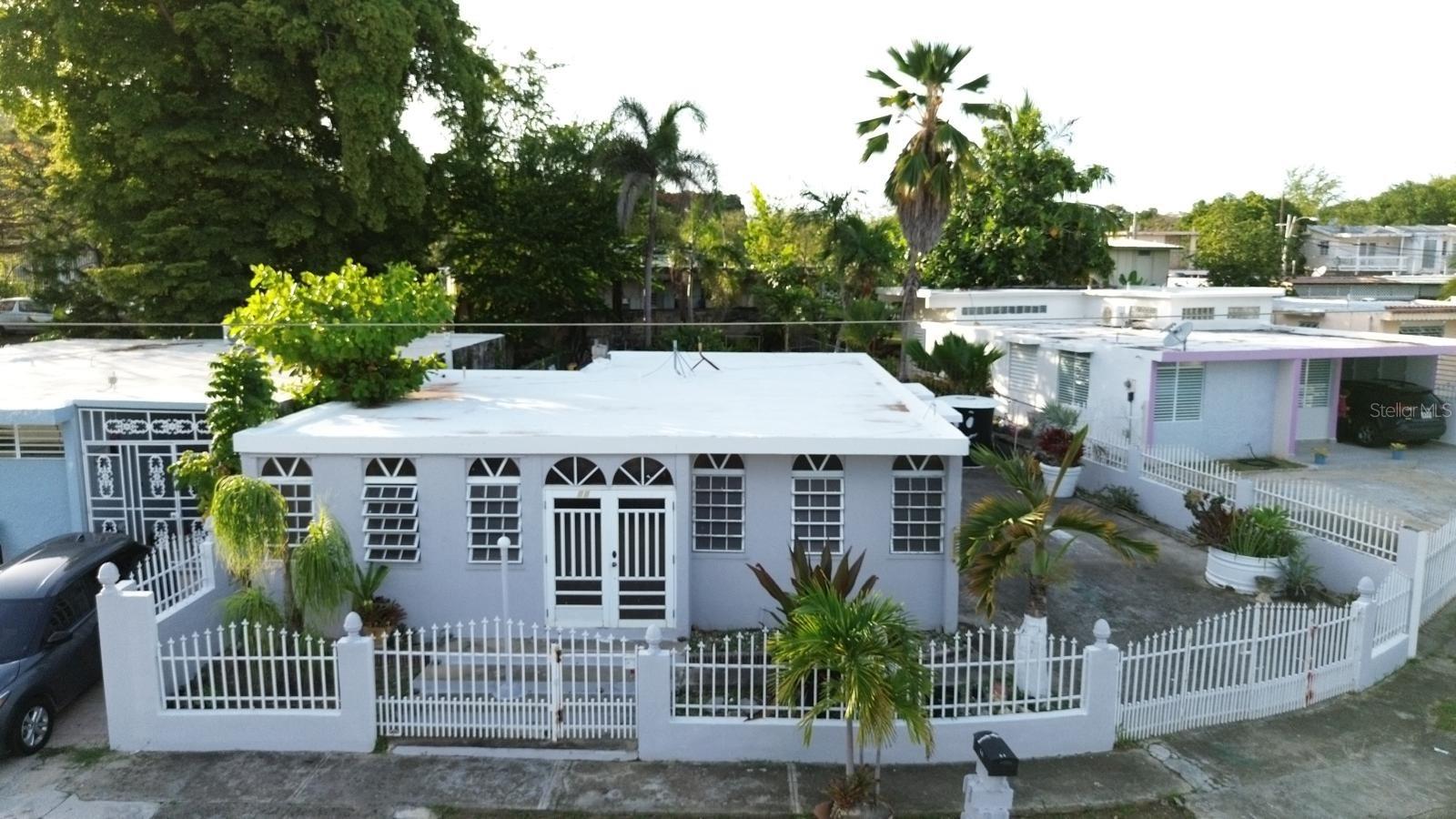 Urb. Villa Clarita G-4