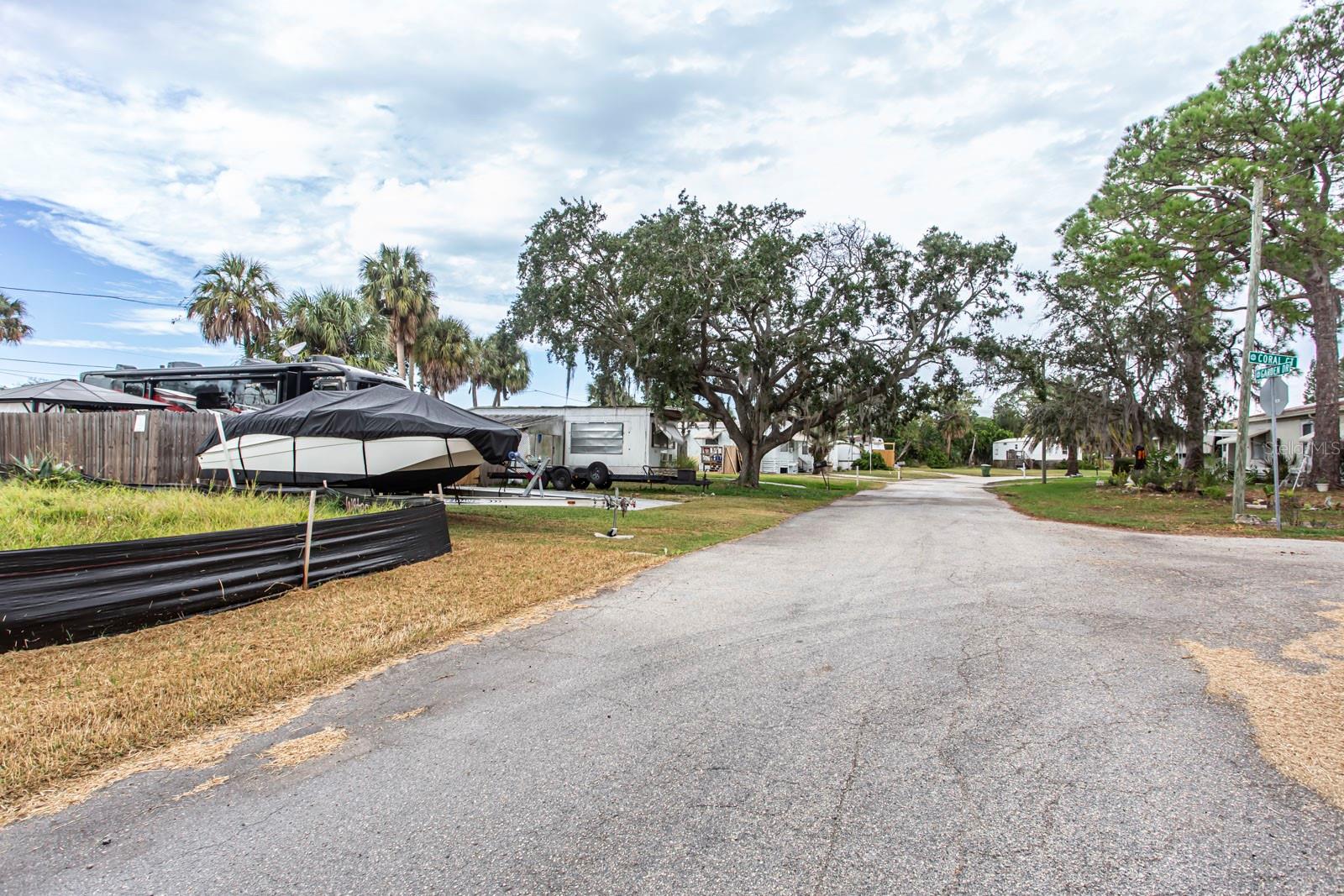 EDGEWATER GARDEN - Land