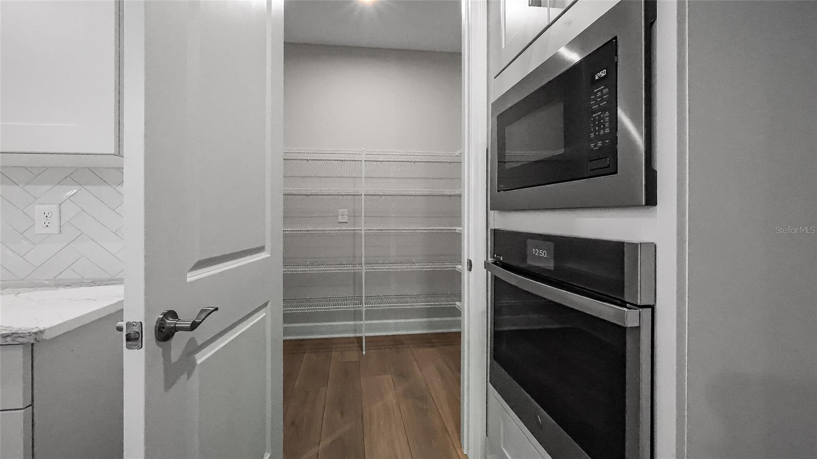 KH CW HAMMOCK OAKS LLC - Residential