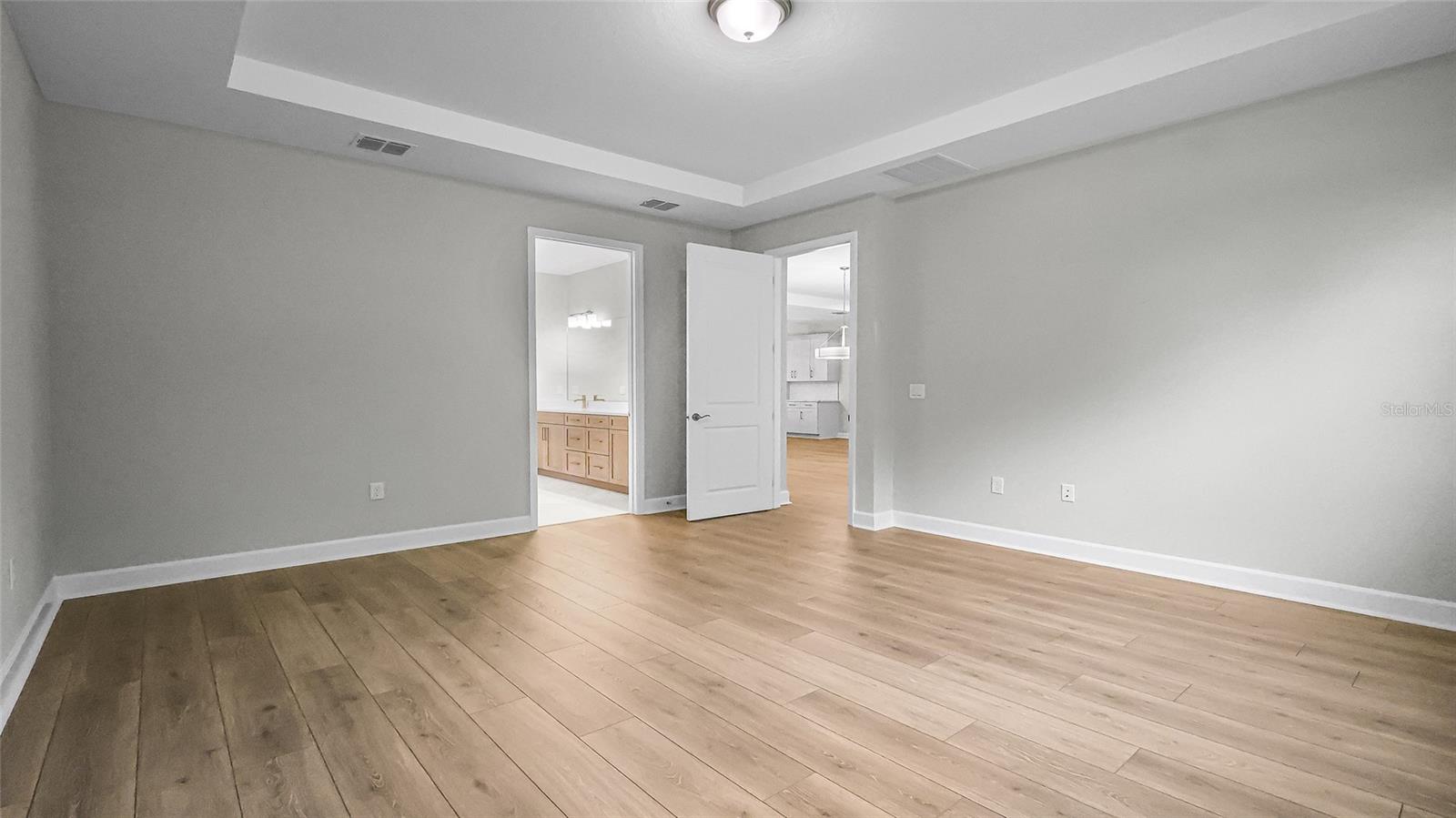 KH CW HAMMOCK OAKS LLC - Residential