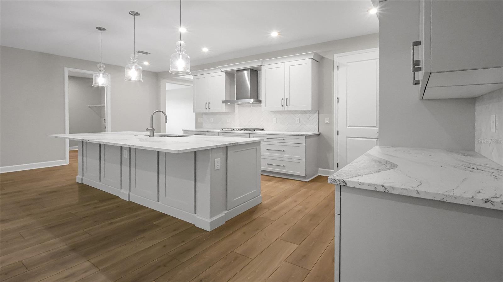 KH CW HAMMOCK OAKS LLC - Residential