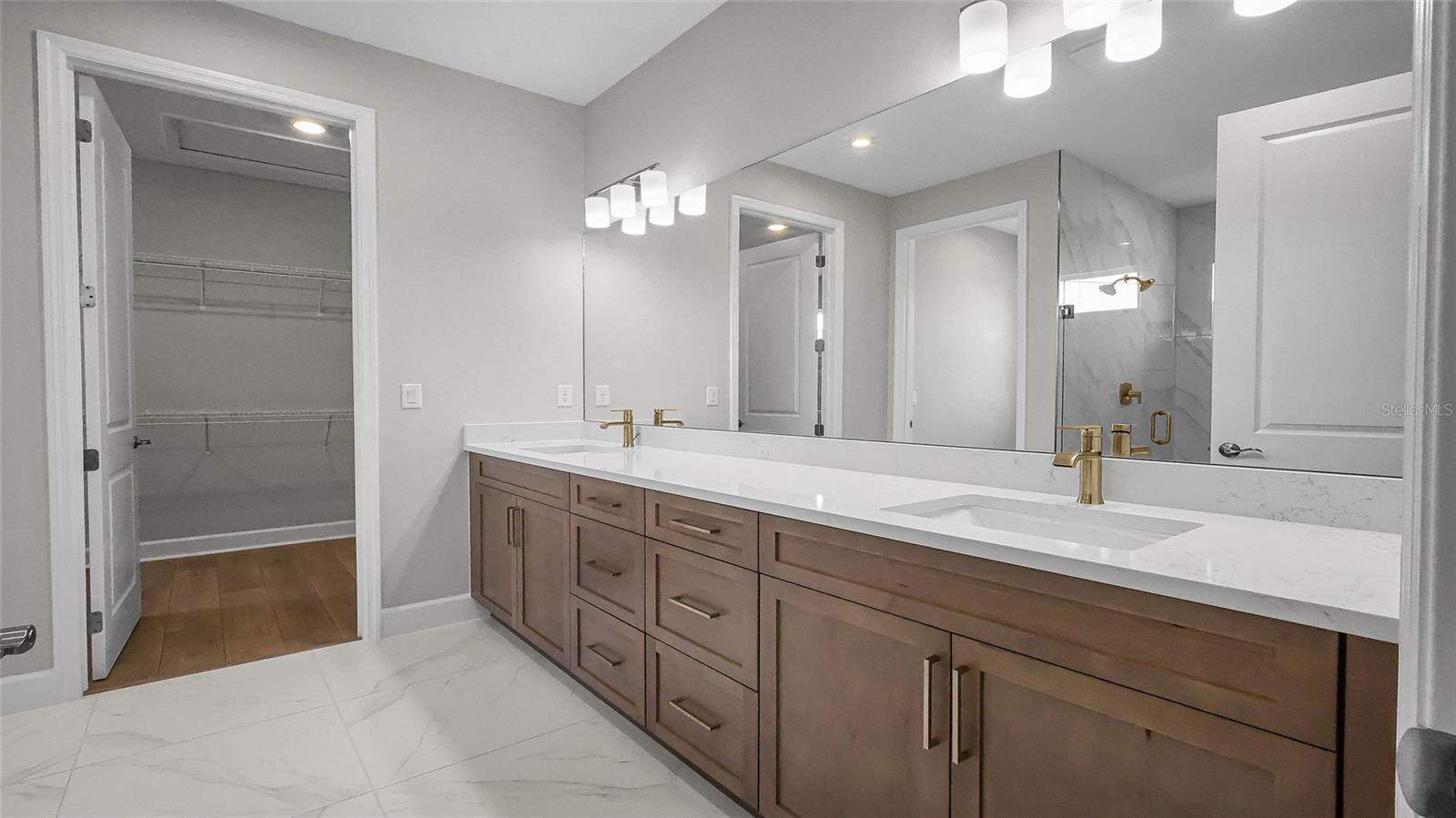 KH CW HAMMOCK OAKS LLC - Residential