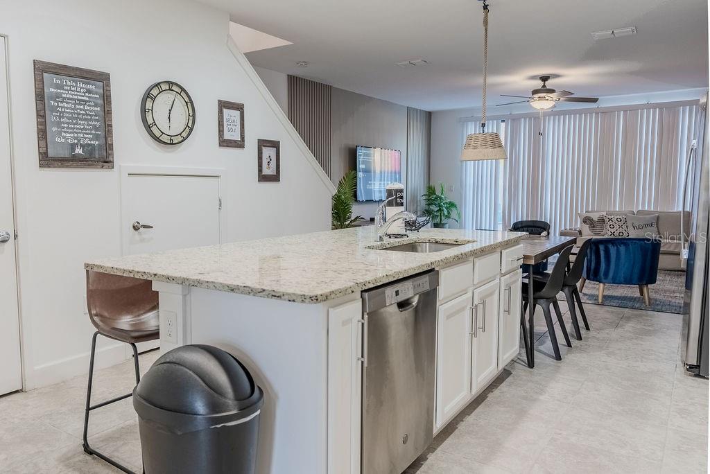 4742 TERRA ESMERALDA DRIVE