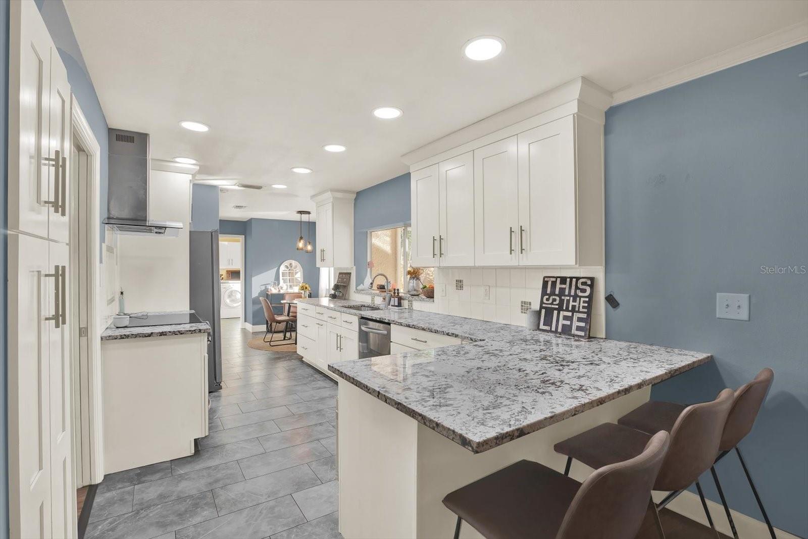 CARROLLWOOD SUB UN 28 - Residential