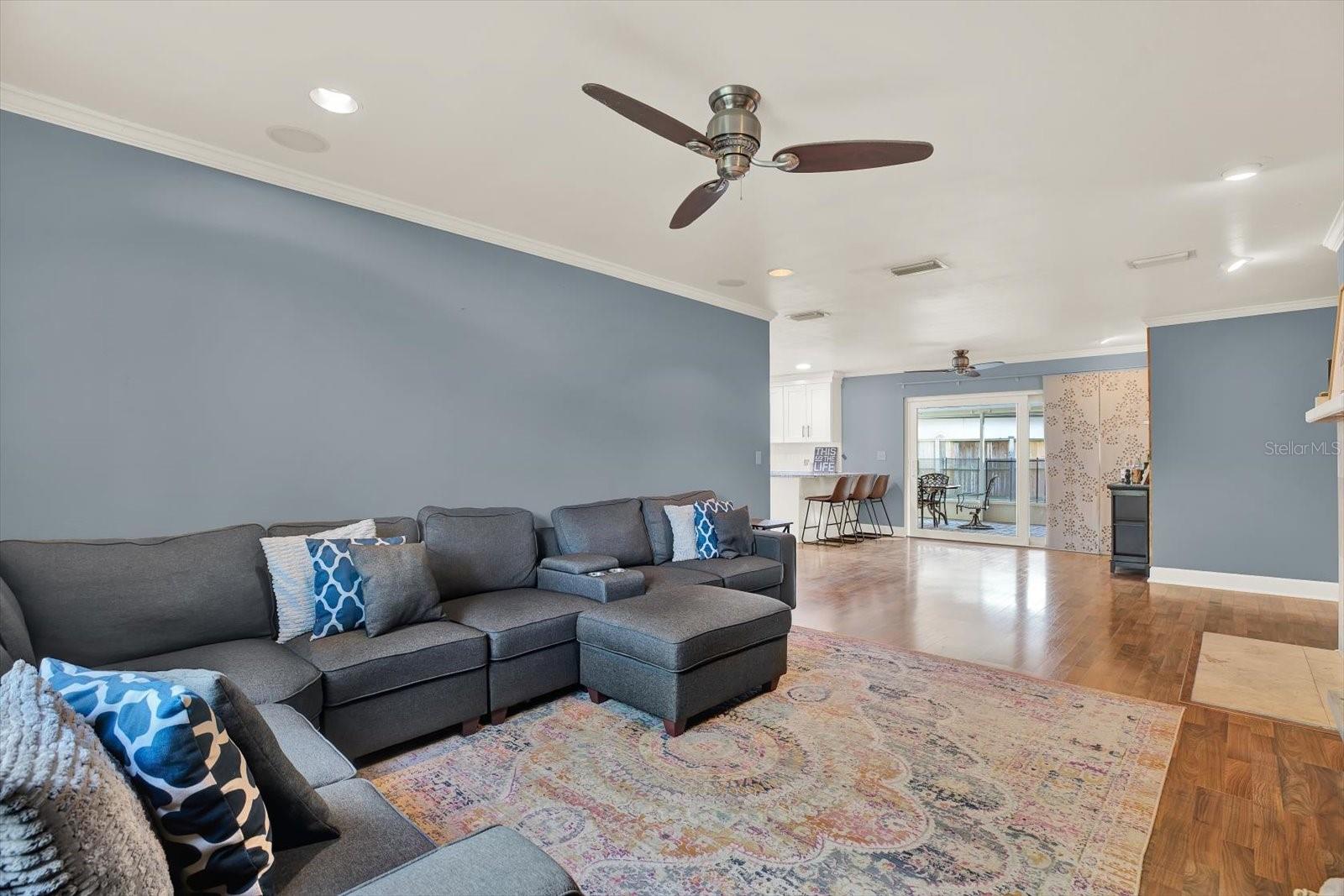 CARROLLWOOD SUB UN 28 - Residential